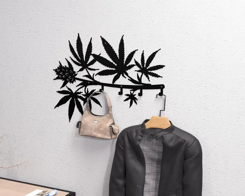 Metalowy Wieszak Ścienny „Cannabis”
