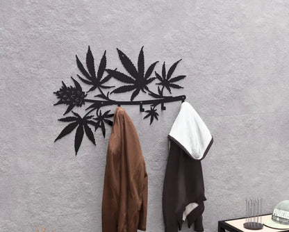 Metalowy Wieszak Ścienny „Cannabis”